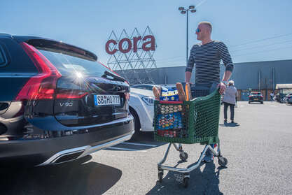Bild 5 von 12 : Saarbrücker Einkauf im Cora in Frankreich - Foto: Holger Kiefer Saarbrücker Einkauf Bild 5 von 12 : Saarbrücker Einkauf im Cora in Frankreich - Foto: Holger Kiefer