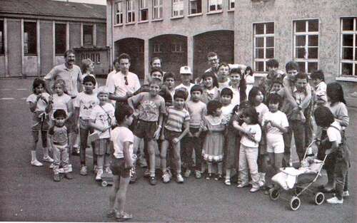 Aus den Schülerseminaren entwickelte sich nach und nach das Interkulturelle Kompetenzzentrum Aus den Schülerseminaren entwickelte sich nach und nach das Interkulturelle Kompetenzzentrum
