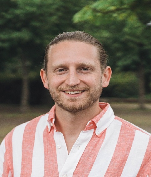 Das Foto zeigt Sven Redel